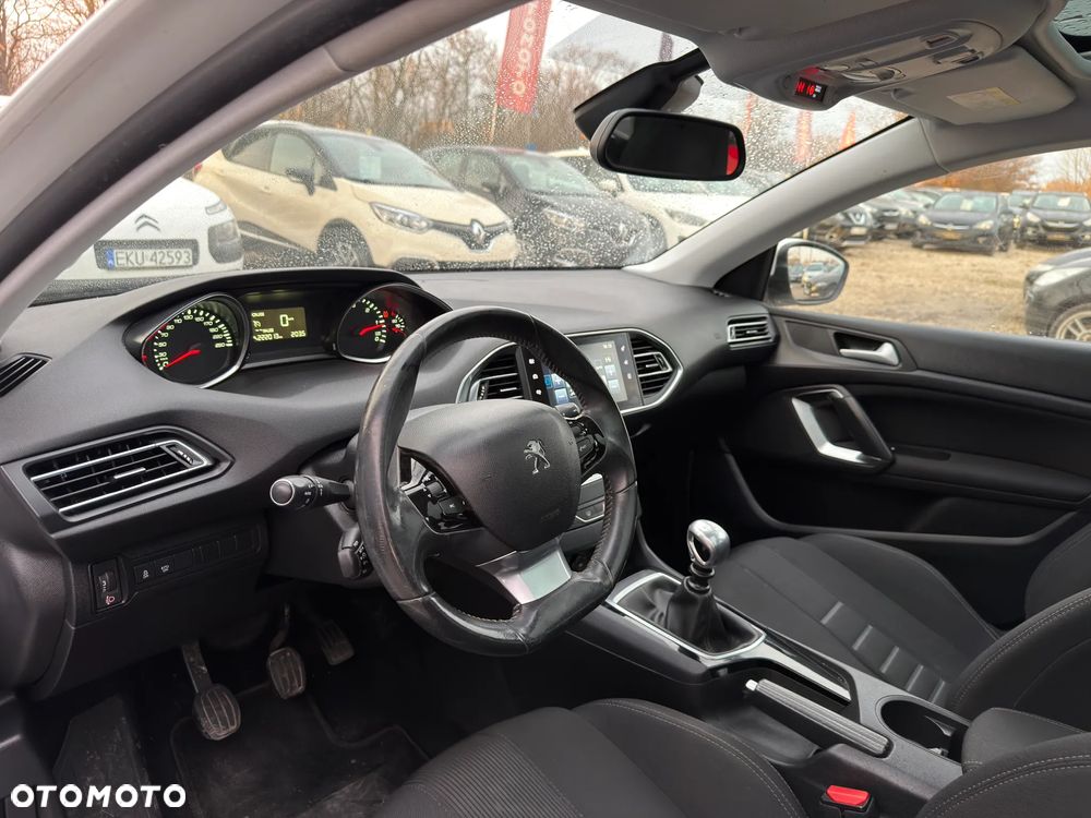 Peugeot 308 1.6 e-HDi Active S&S - 28