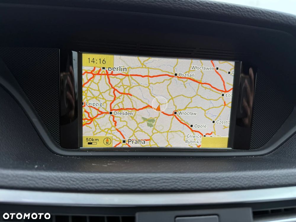 Mercedes-Benz Klasa E 350 4Matic 7G-TRONIC - 31