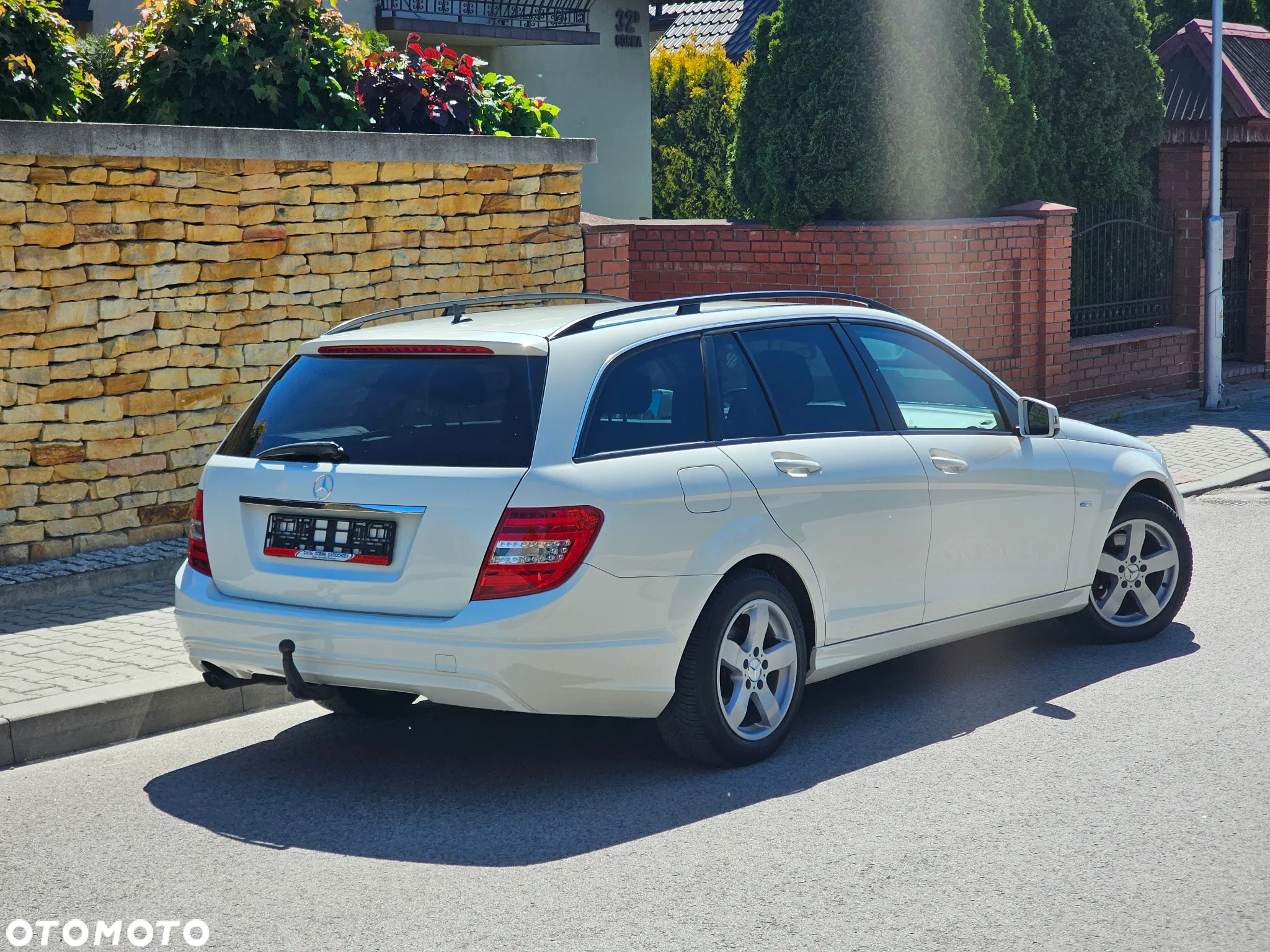 Mercedes-Benz Klasa C 180 T CDI DPF (BlueEFFICIENCY) - 13