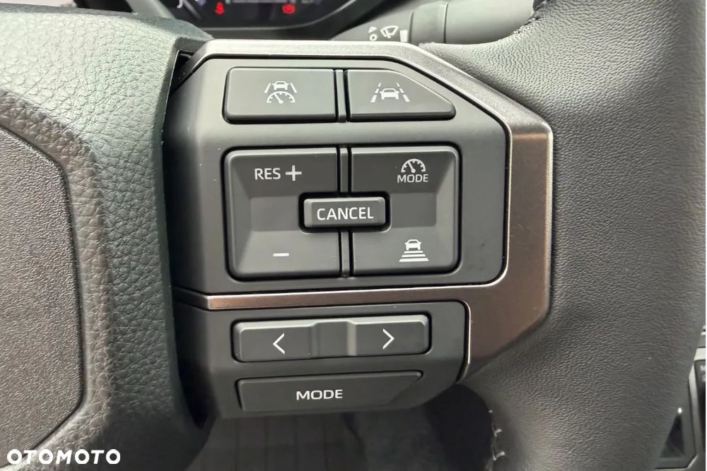 Toyota Hilux - 17