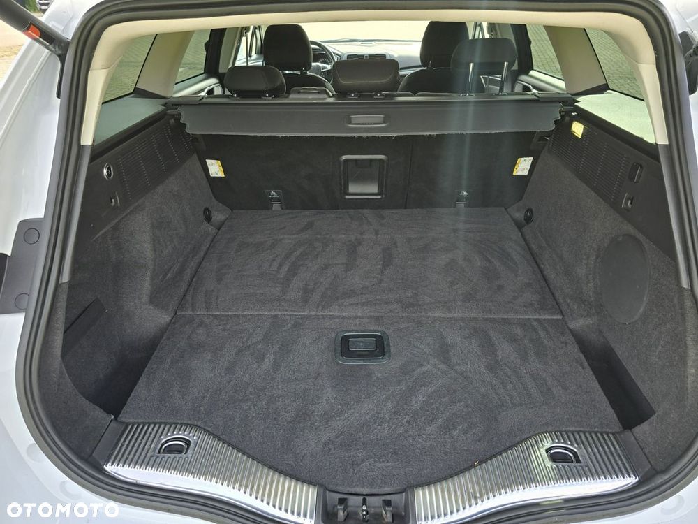Ford Mondeo - 23