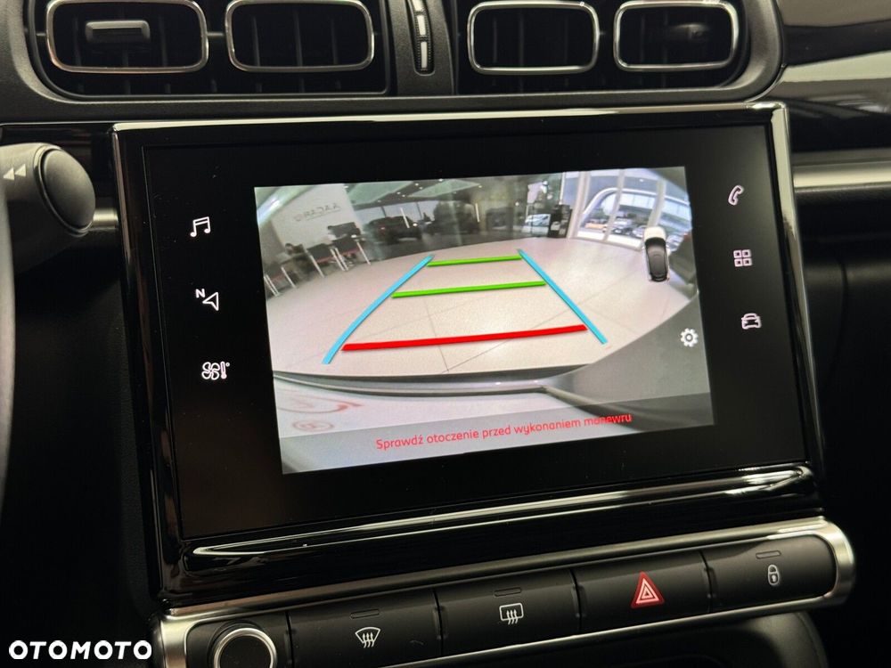 Citroën C3 1.2 PureTech Shine EAT6 - 37