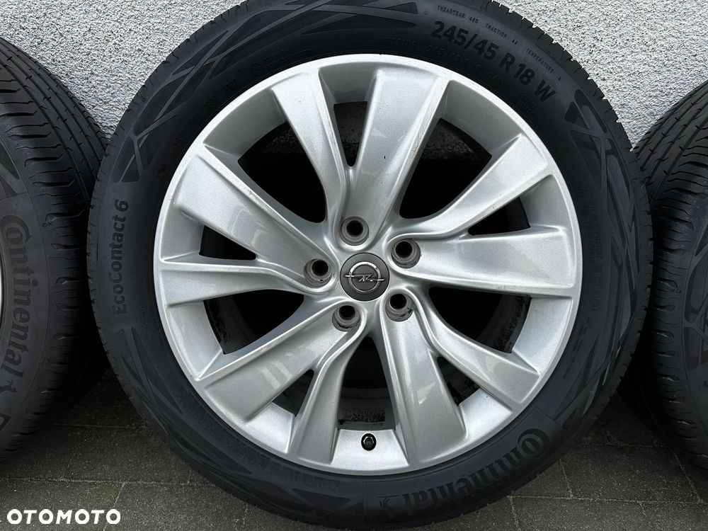 245 45 18 / 5x115 / OPEL Insignia B Zafira Astra Antara CHEVROLET / CONTINENTAL - 5