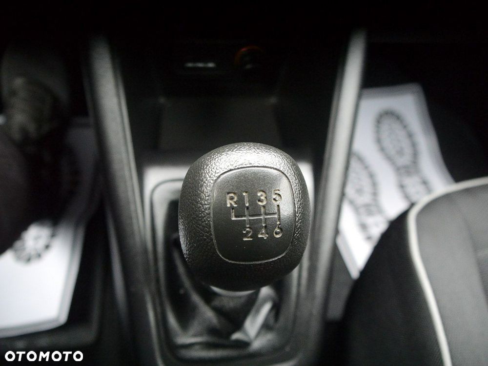 Kia Venga 1.4 CRDi 90 Dream-Team Edition - 28