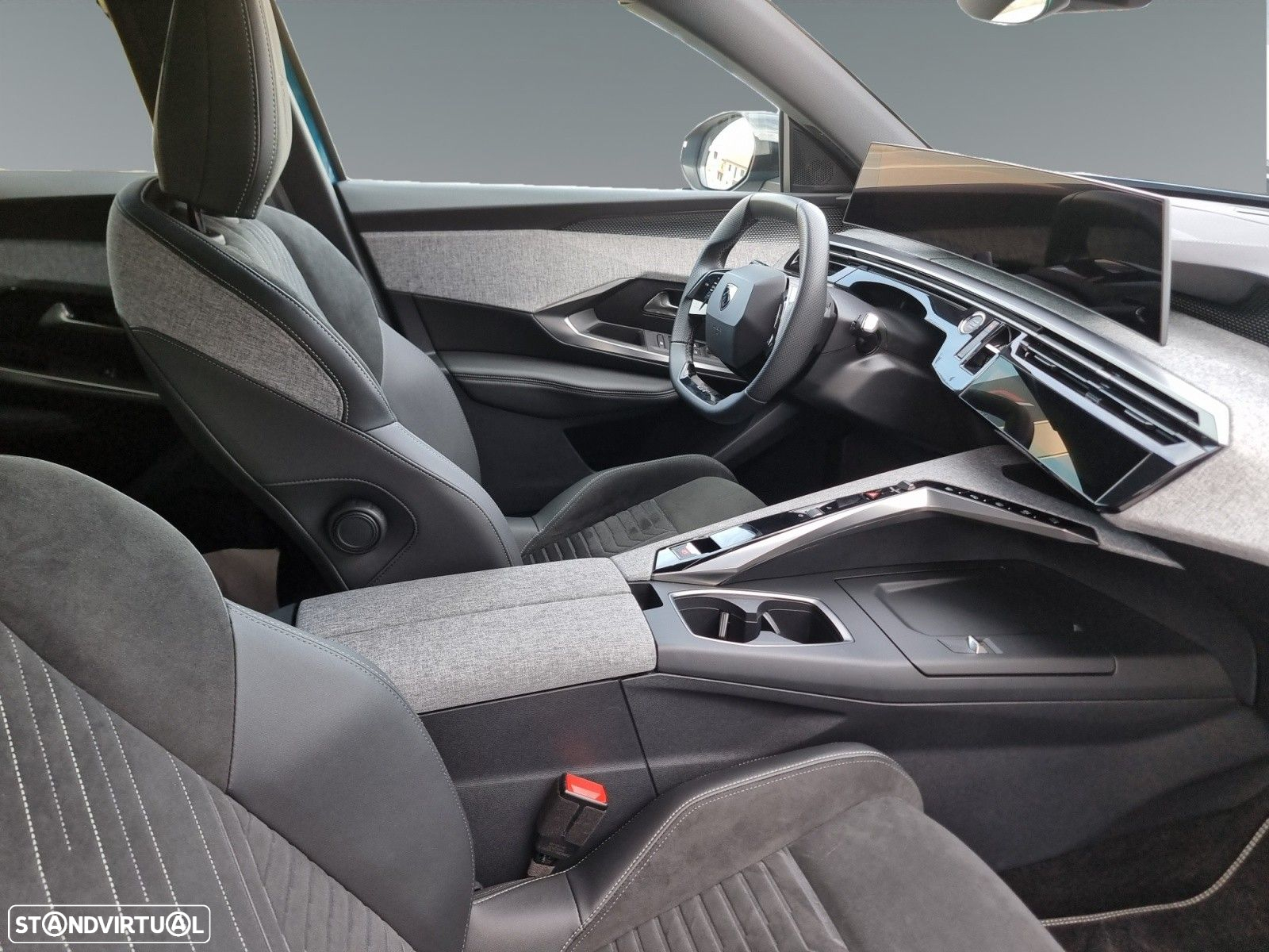 Peugeot E-3008 73 kWh GT - 14