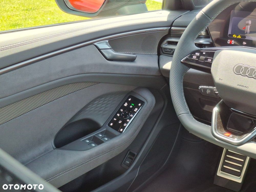 Audi A6 Avant - 18