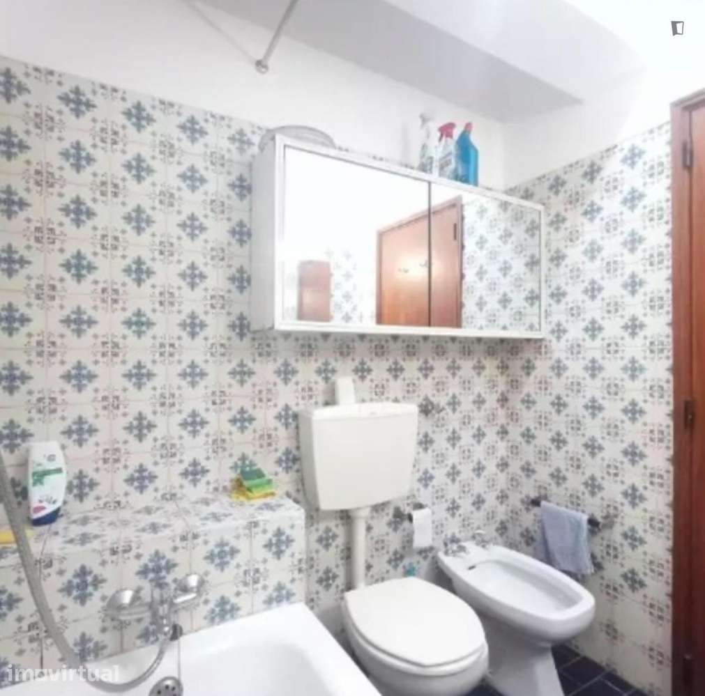 Quarto - localizado em Lumiar Lisbon - Grande imagem: 2/20