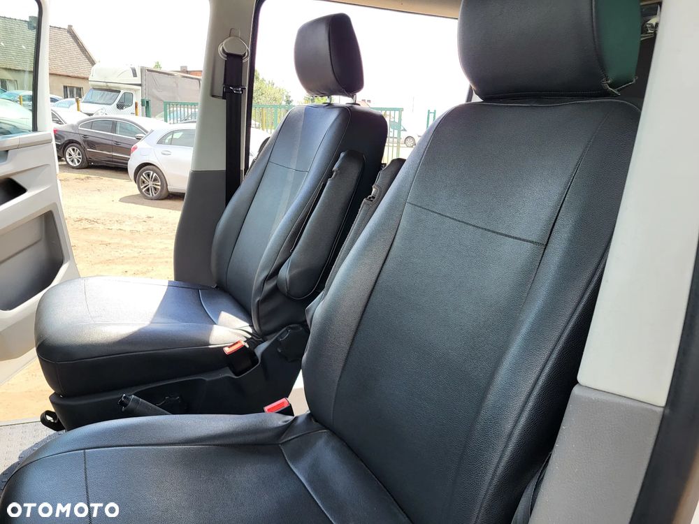 Volkswagen Transporter - 27