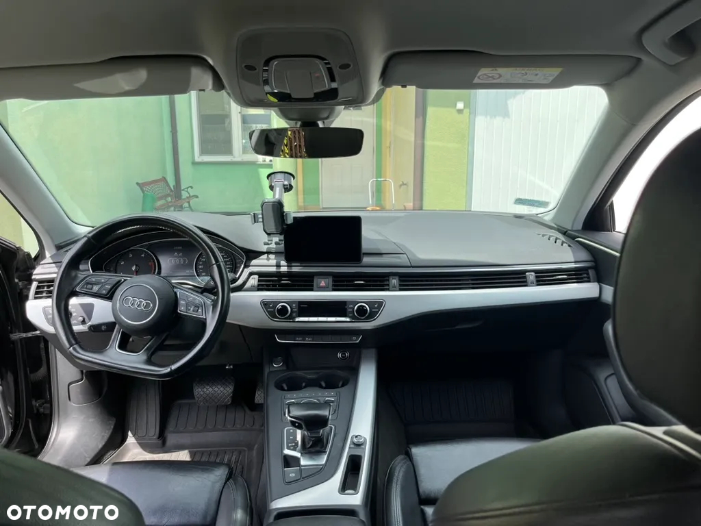 Audi A4 - 4