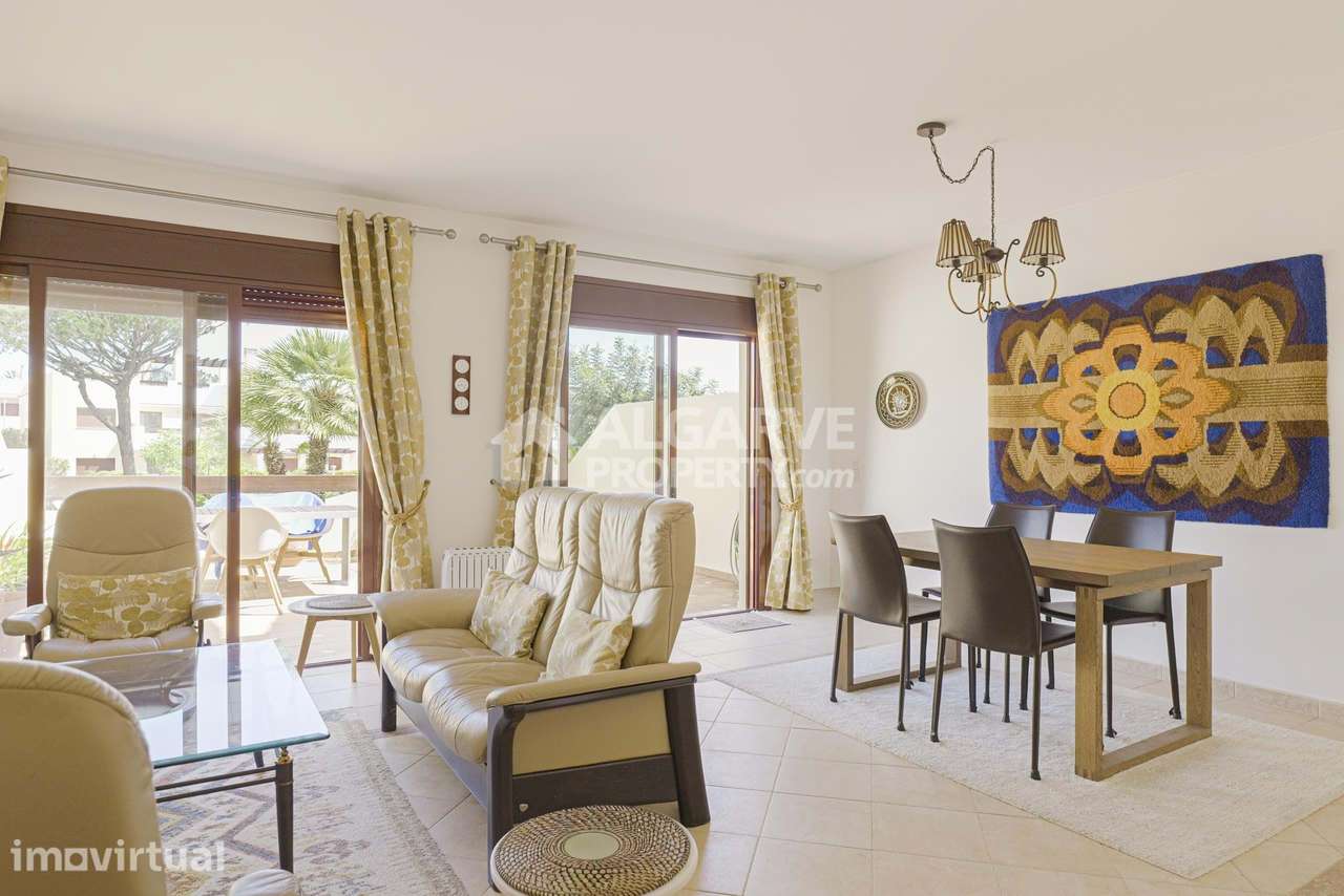 Moradia V3 junto ao campo de Golfe na Vila Sol, Algarve - Grande imagem: 2/33