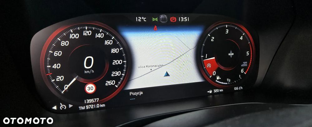 Volvo XC 40 D3 Momentum Pro - 24