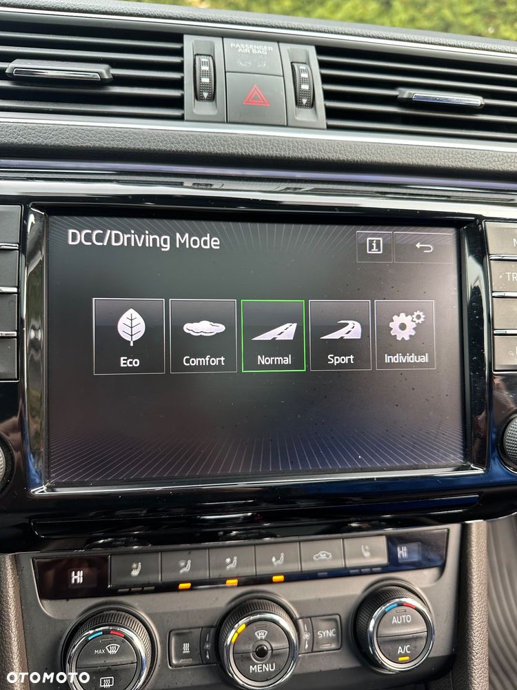 Skoda Superb 2.0 TDI DSG L&K - 28