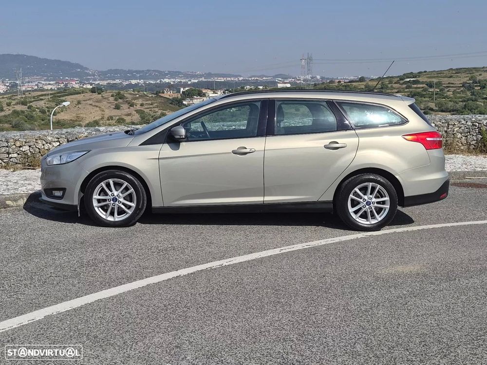 Ford Focus SW 1.5 TDCi ST-Line - 20