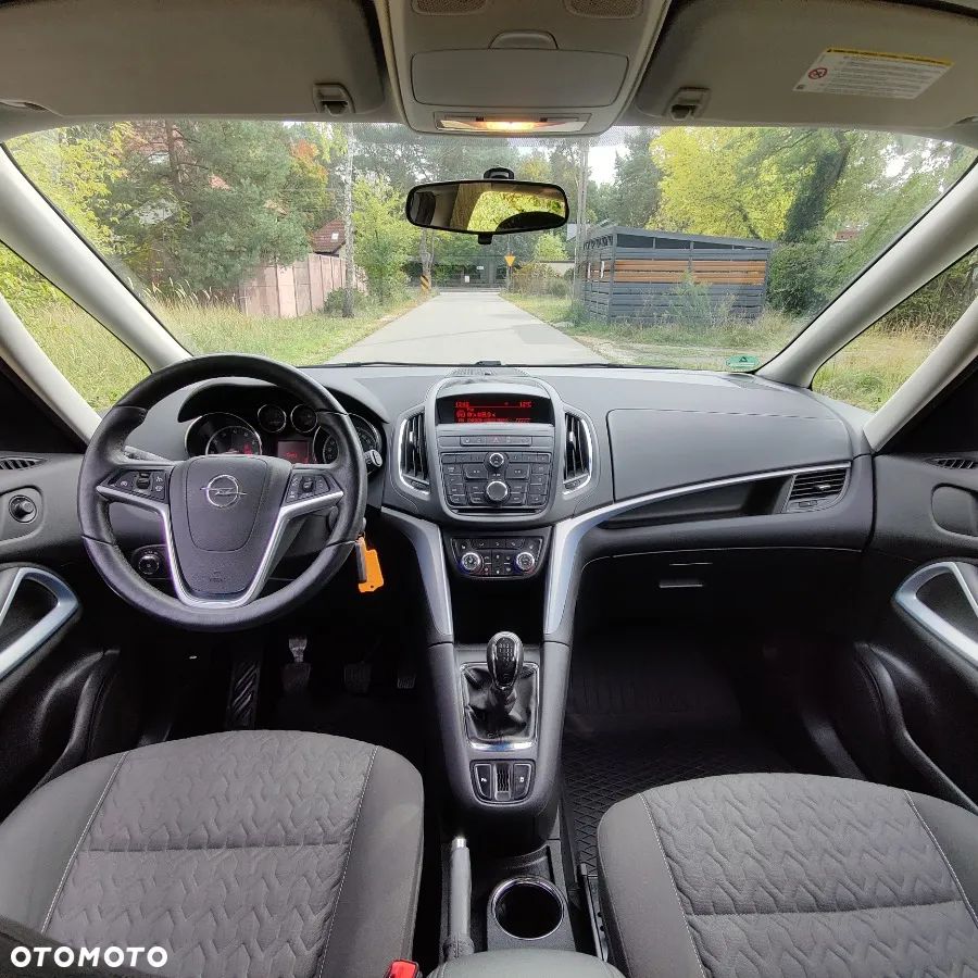 Opel Zafira - 31