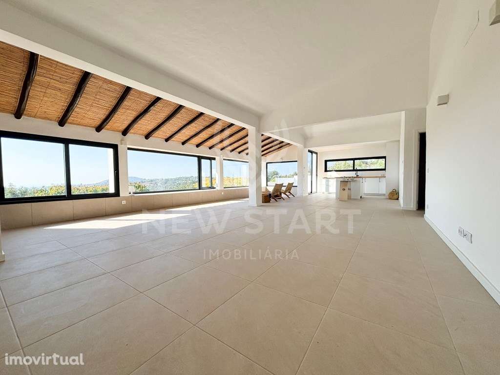 Moradia independente com vista mar perto de Santa Barbara de Nexe - Grande imagem: 4/21