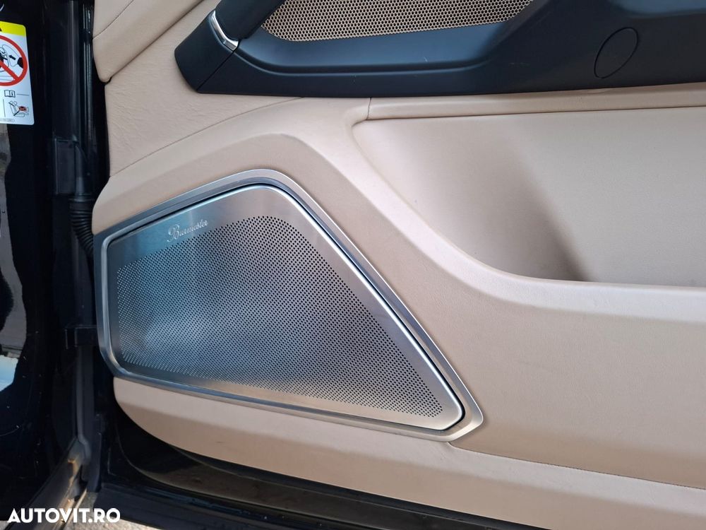 Porsche Cayenne Tiptronic S - 16