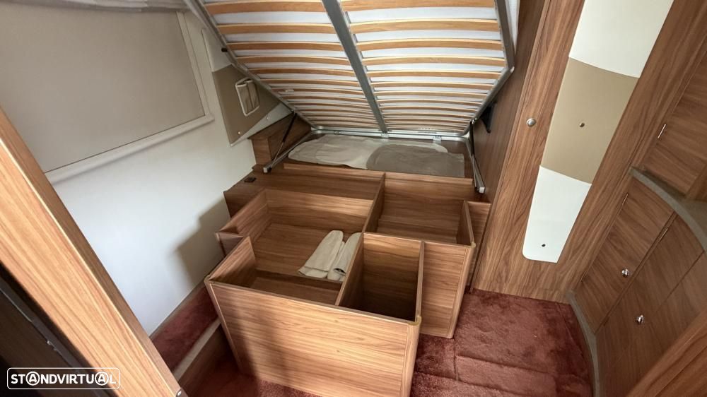 Itineo Famili MC650 cama central à esquerda e basculante - 32