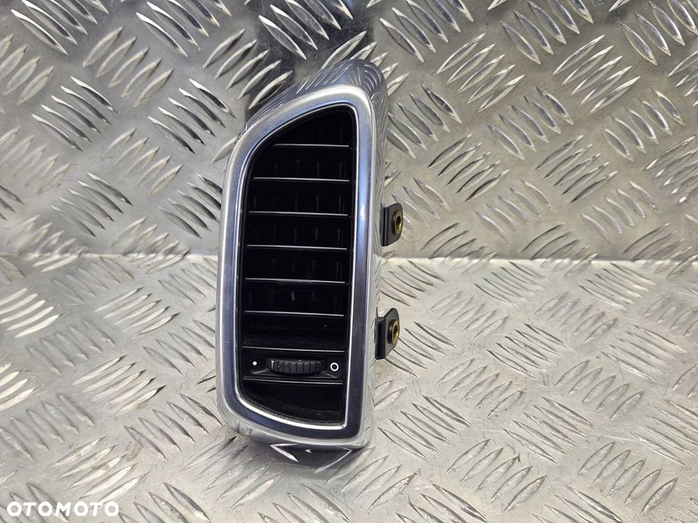 PORSCHE CAYENNE II 10-17R PANEL KRATKA NAWIEWU PRZOD DESKI ROZDZIELCZEJ PRAWA 7P5819704A LEWA 7P5819703A - 2