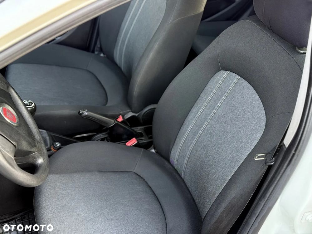 Fiat Grande Punto - 23