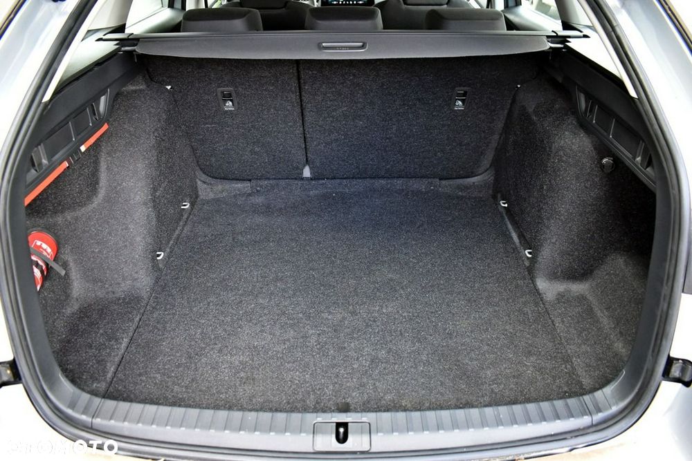Skoda Octavia 1.5 TSI Essence - 25
