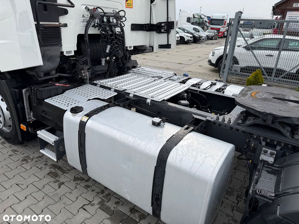 Renault T480 !! Silnik 13 L !! Stan BDB !! Import France - 12