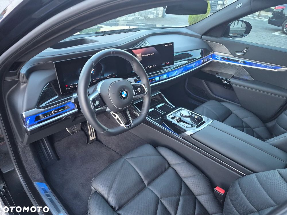 BMW Seria 7 740i - 15