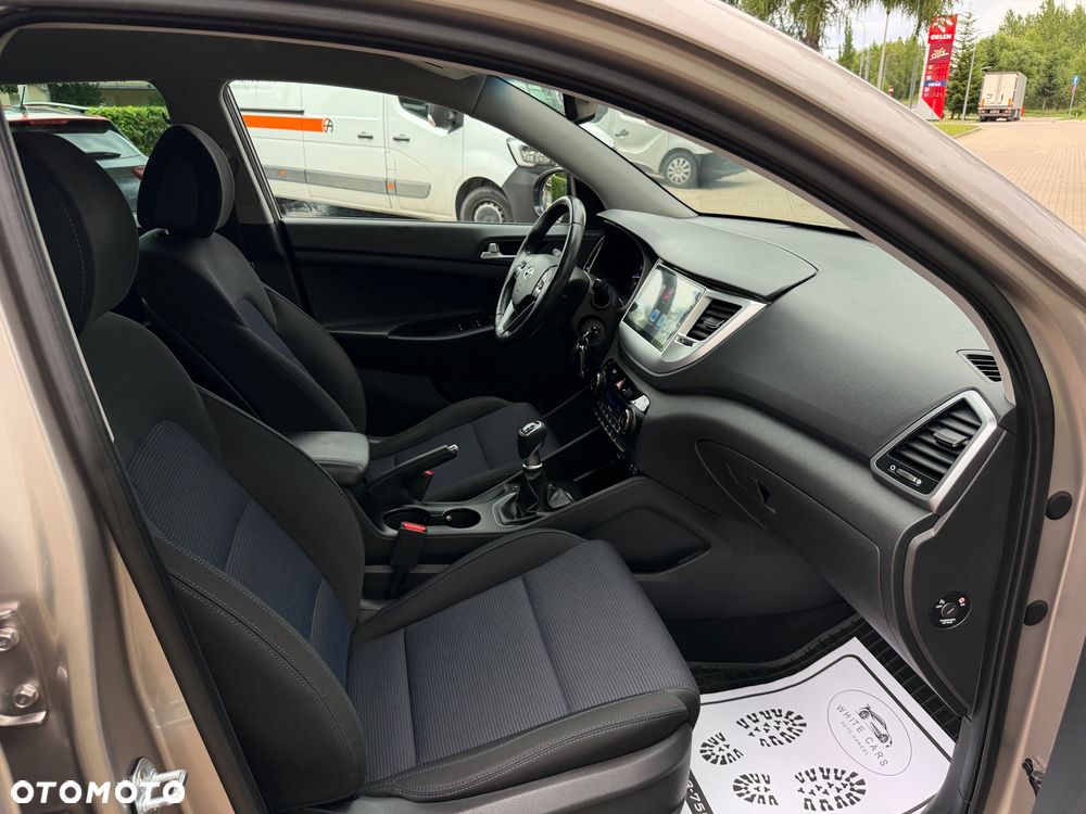 Hyundai Tucson blue 1.6 GDi 2WD Passion - 6