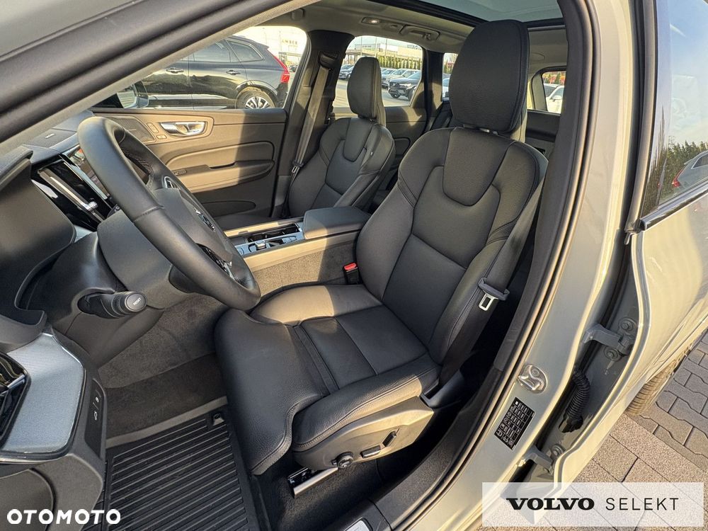 Volvo XC 60 - 24