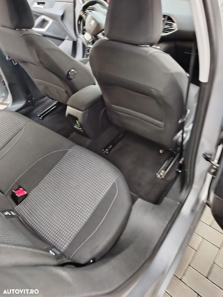 Peugeot 308 BlueHDi FAP 100 Stop & Start Access - 9