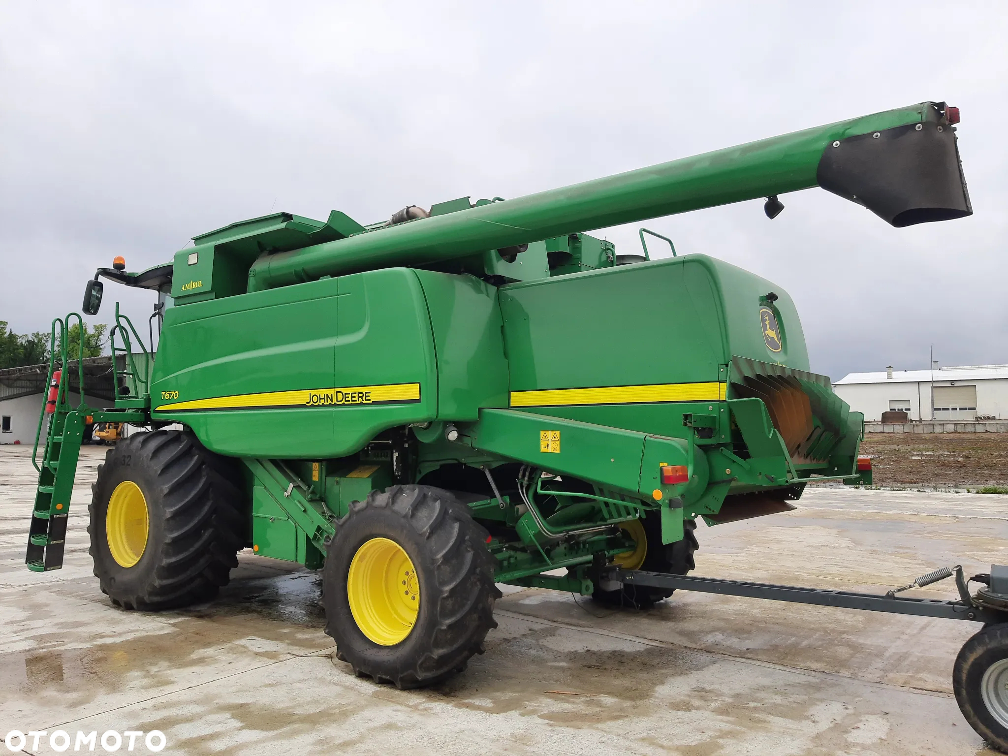 John Deere T670 - 4