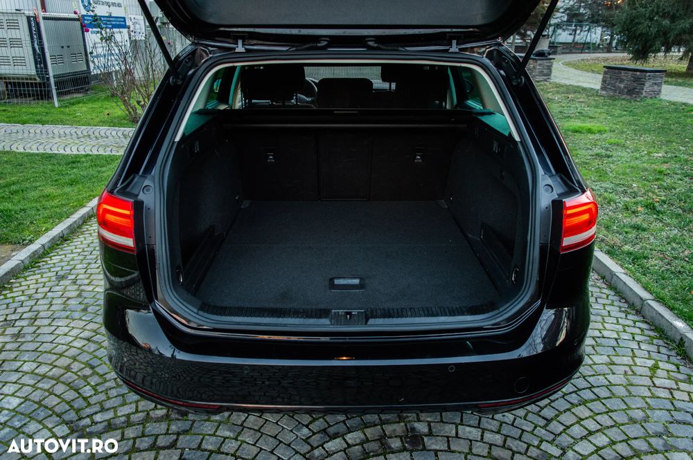 Volkswagen Passat 2.0 TDI SCR Highline - 36