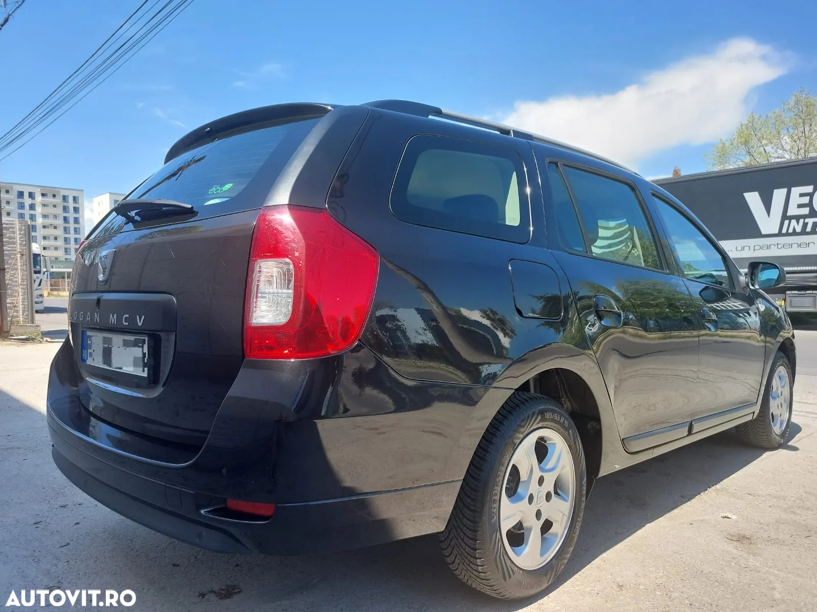 Dacia Logan MCV TCe 90 S&S Prestige - 4