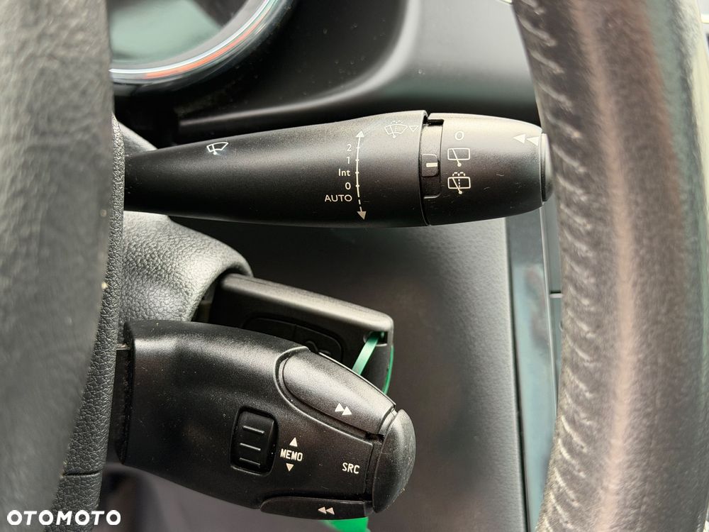 Peugeot 3008 HDi 115 Allure - 20