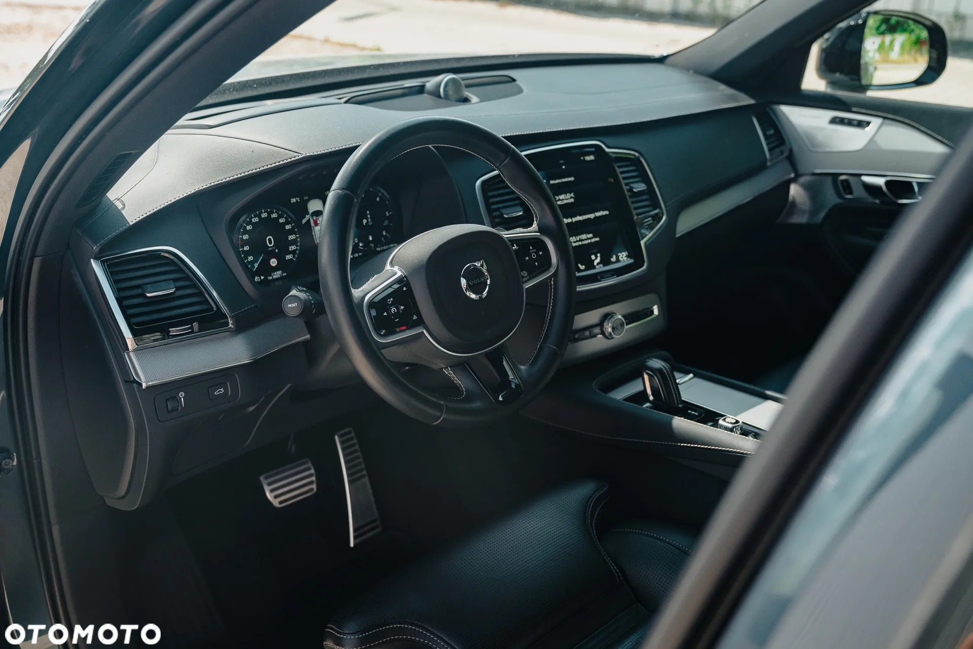 Volvo XC 90 - 16