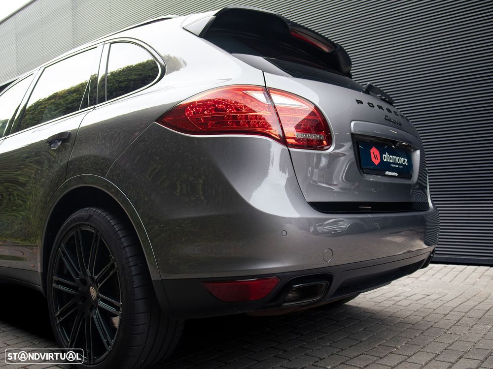 Porsche Cayenne II - 12