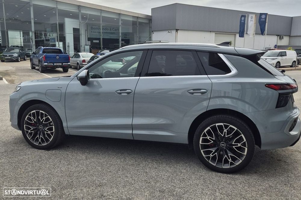 Audi Q3 e-hybrid S tronic - 4