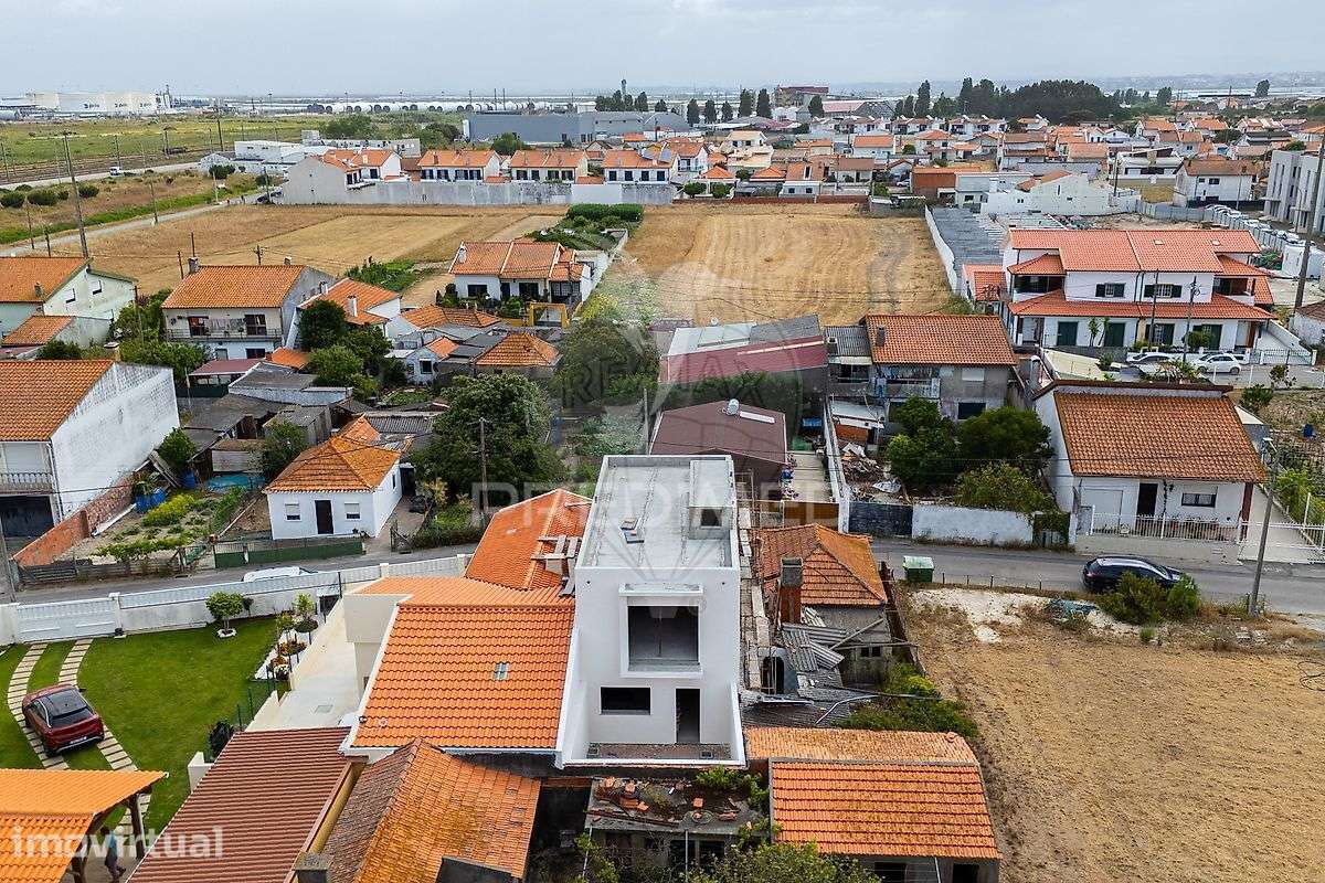Moradia T3 Moderna na Gafanha da Nazaré | Perto do Jardim Oudinot - Grande imagem: 3/15