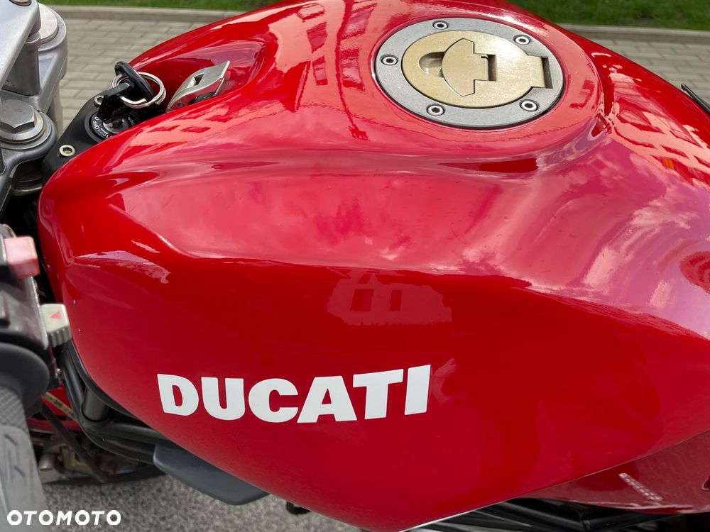 Ducati Monster - 5