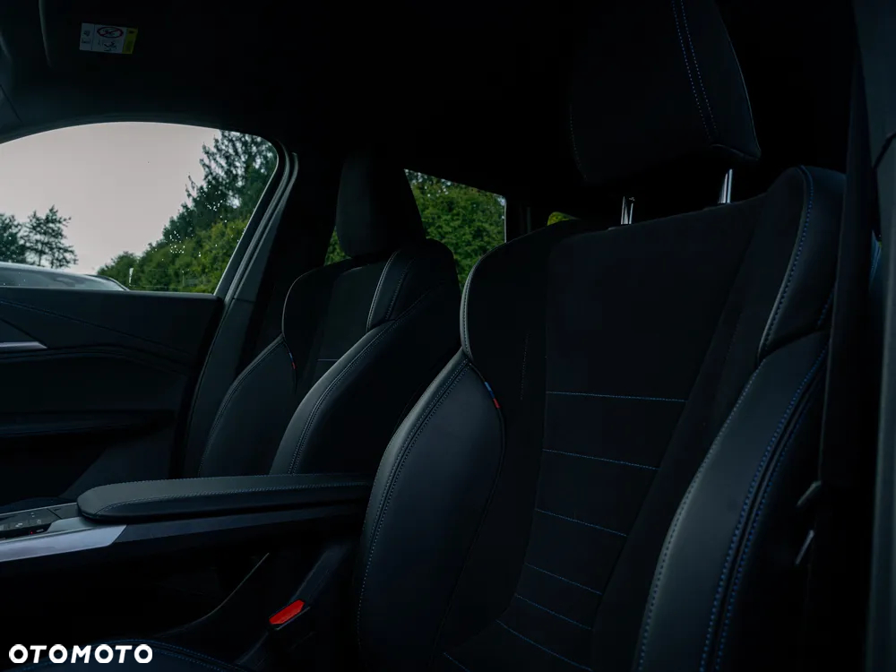 BMW X1 sDrive20i - 13