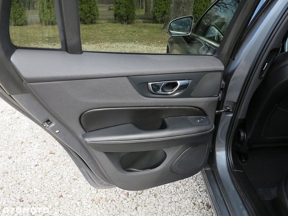 Volvo V60 D3 Momentum - 15