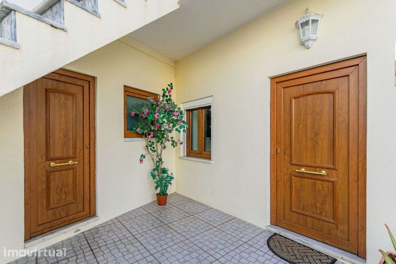 Apartamento T1 aem R/C de moradia bifamiliar, em Dois Portos, concelho - Grande imagem: 3/10