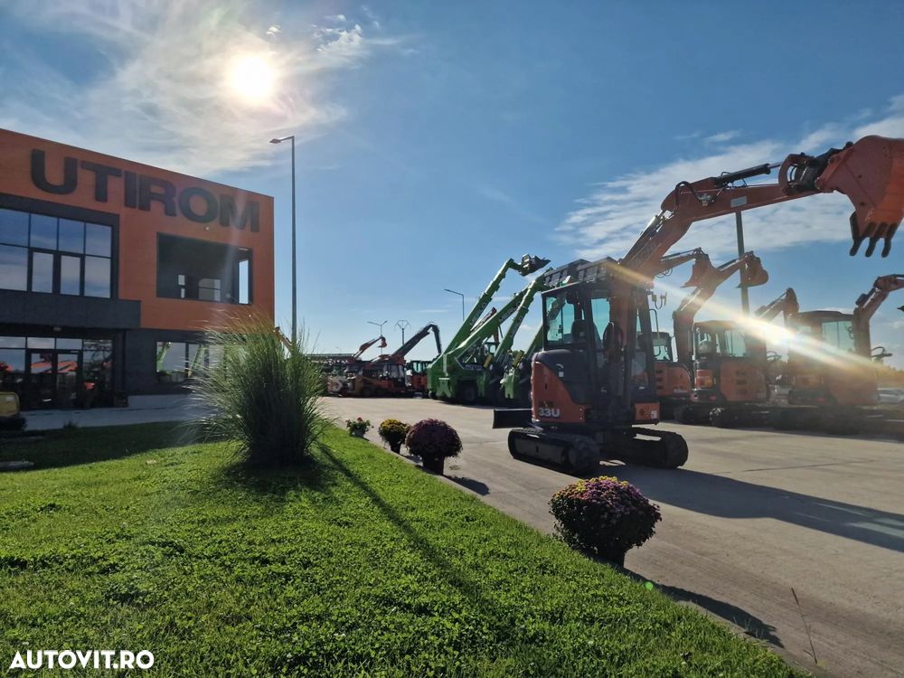 Hitachi ZX33U-6, Masa operationala 3,7t, 2023/10, 1.040h, CUPLA RAPIDA HIDRAULICA, cupa ingusta NOUA, cupa lata NOUA, capa taluz NOUA, inst picon, Aer cond, Antifurt, Lama nivelare, senile 80% ok, Ad sapare 3,5m, posibilitate leasing 4 ani-PROMOTIE 37.900EUR - 18