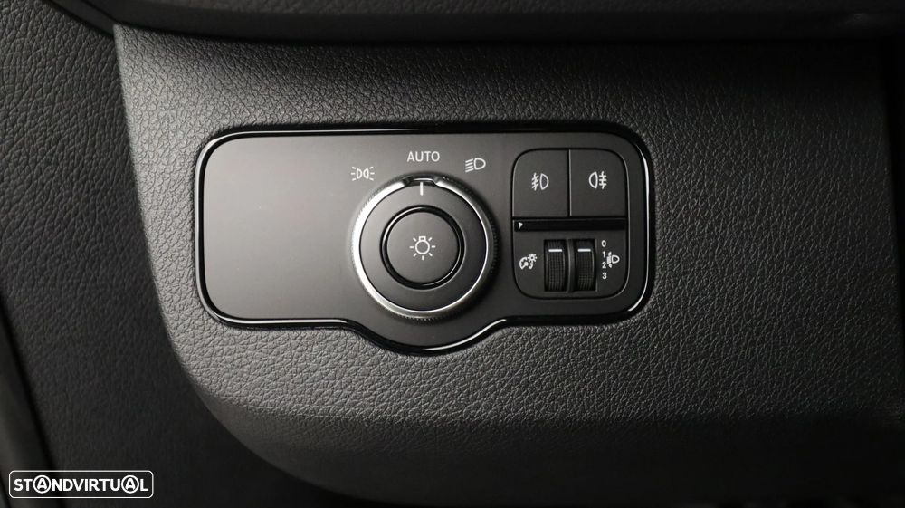 Mercedes-Benz Sprinter - 23