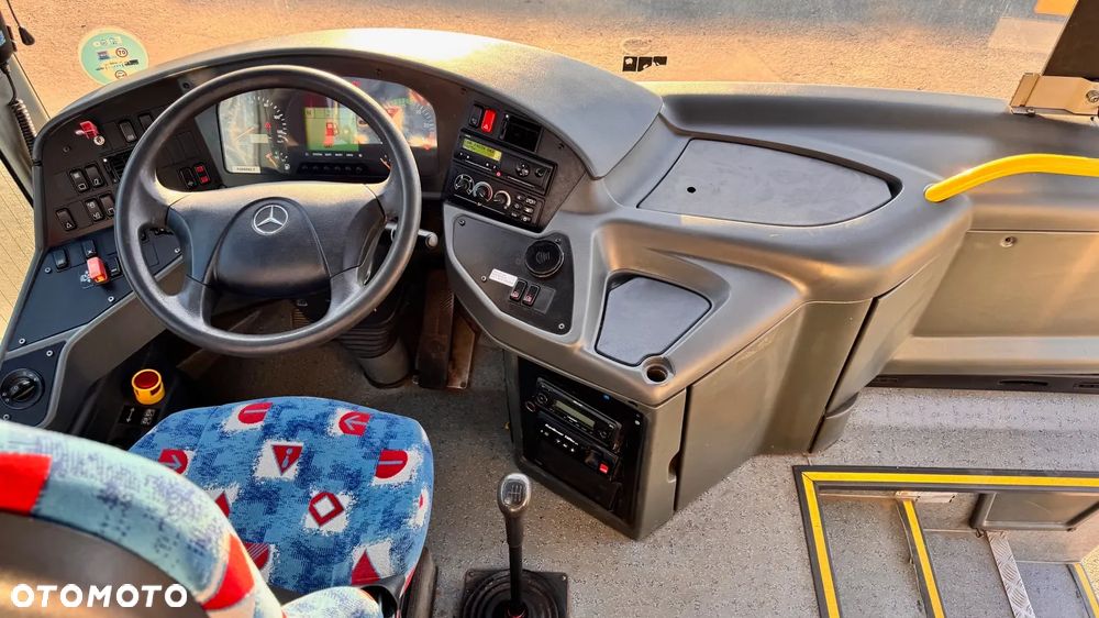 Mercedes-Benz Intouro / Euro 5/ Manual / 63 miejsc / winds / Cena: 78000 zł netto - 8