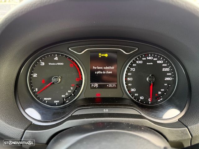 Audi A3 1.6 TDI S tronic design - 7