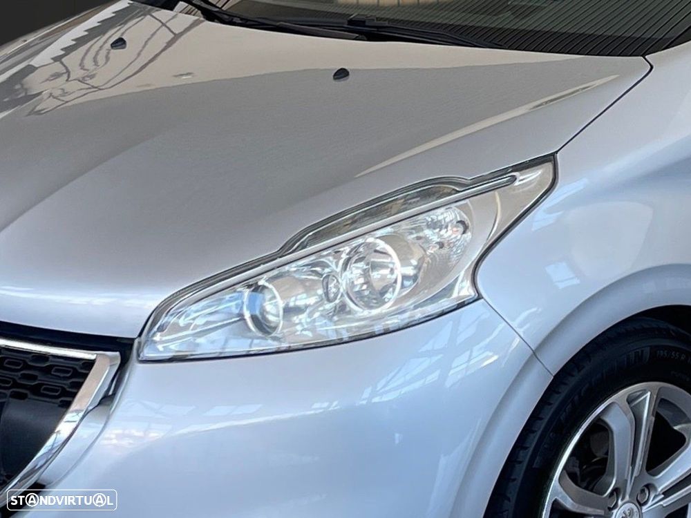 Peugeot 208 1.4 VTi Access - 9