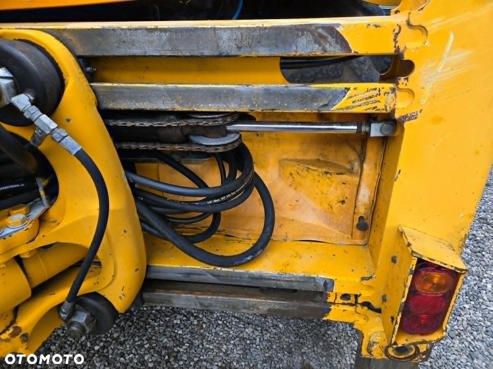 JCB 3CX - 19
