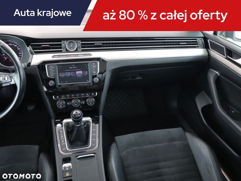 Volkswagen Passat Variant - 10