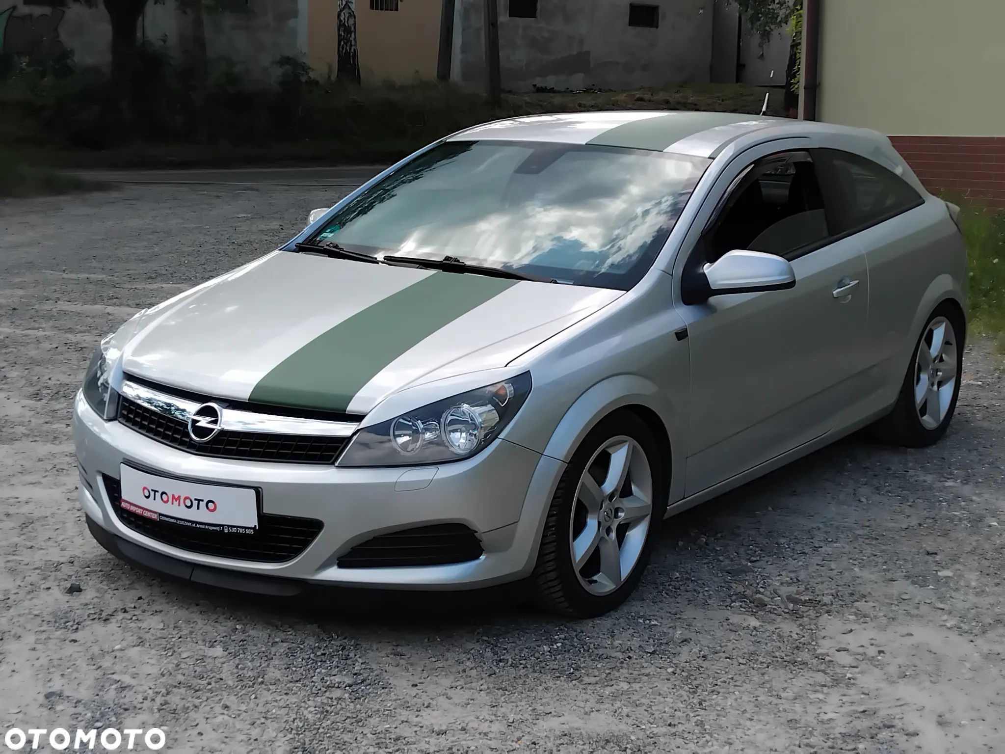 Opel Astra GTC 1.6 - 14