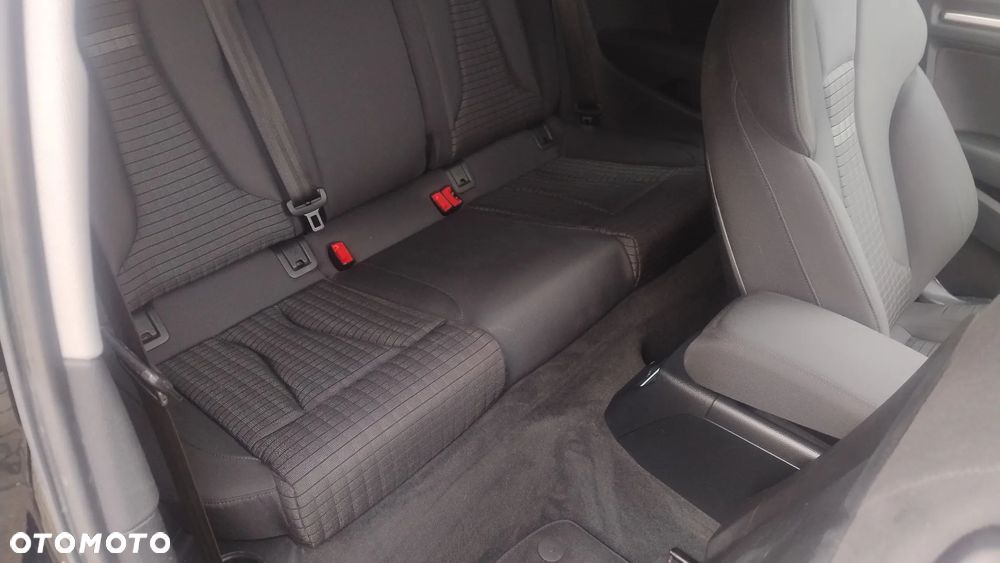 Audi A3 3-drzwiowe 1.6 TDI S tronic sport - 11